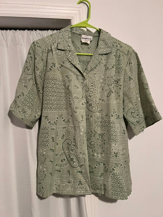 Sage Bandana-Print Button-Up (BonWorth) – Size S Petite