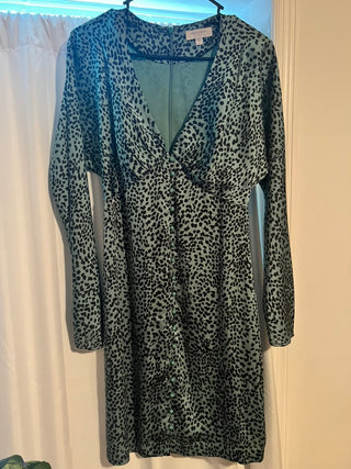 Equipment Femme Leopard Print Silk Look Dress Green Long Sleeve Button Front Size 4